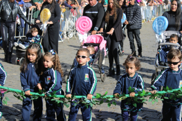 Foto - Desfile Cívico 2025 –  Maria da Fé 113 Anos