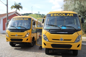 Maria da Fé recebe três micro-ônibus para reforçar o transporte escolar