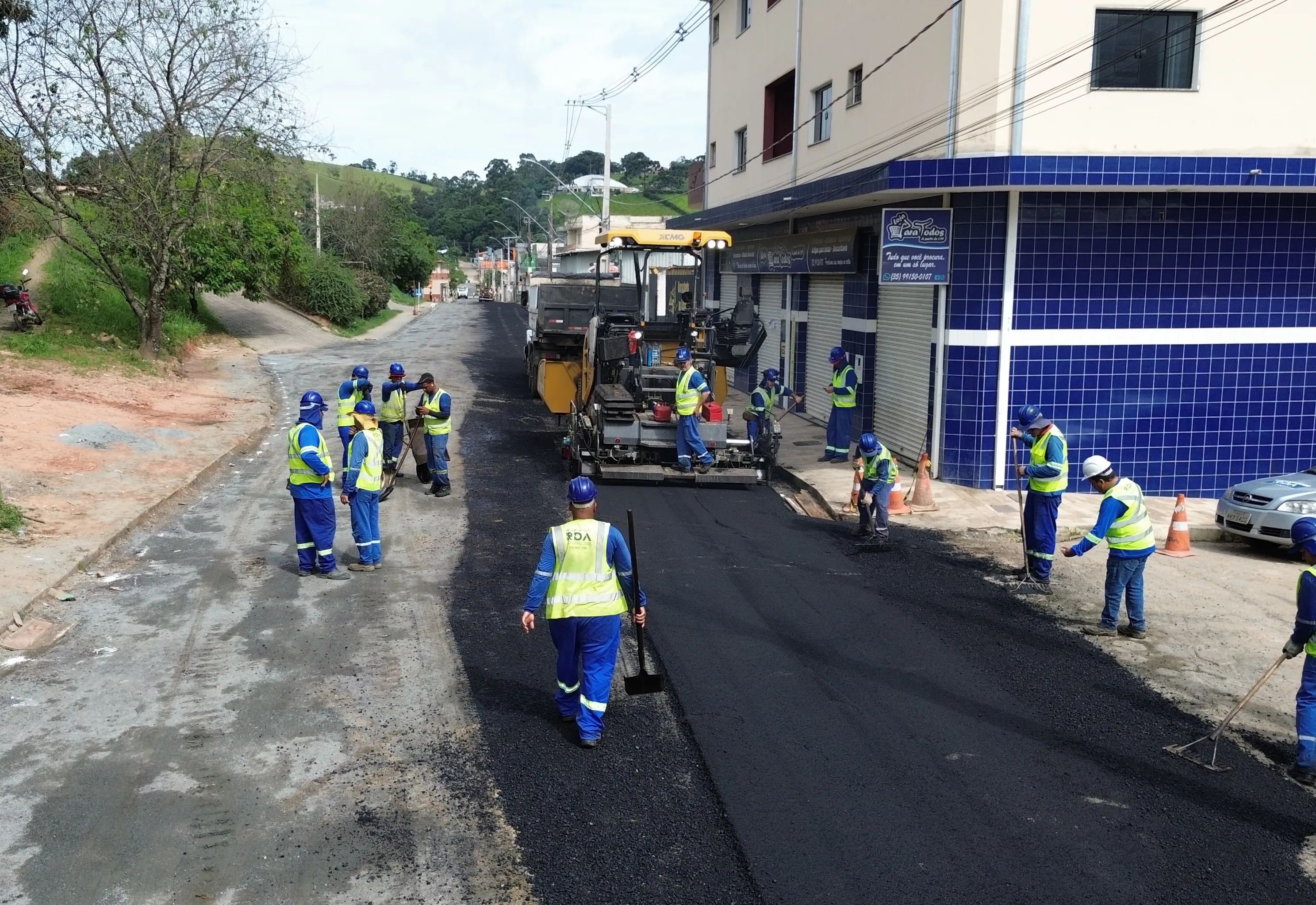 Prefeitura avança com obras de infraestrutura em diferentes pontos de Maria da Fé